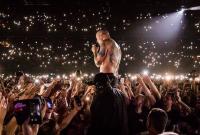 Солист Linkin Park перед самоубийством не употреблял наркотики - экспертиза