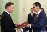 Новый премьер Польши в первый же день вспомнил о "геноциде на Волыни" и беженцах из Украины