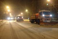 Непогода в Киеве: улицы столицы расчищают 78 снегоочистительных машин и 48 тракторов