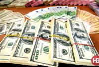 НБУ продлил требование обязательной продажи валютной выручки