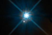 "Хаббл" получил снимок необычной двойной звезды