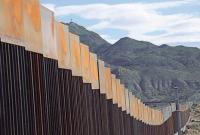 Строительство стены между США и Мексикой может начаться уже весной 2018 года – СМИ