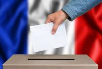 Во втором туре парламентских выборов во Франции рекордно низкая явка избирателей - СМИ