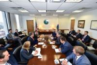 П.Порошенко обсудил с Р.Перри возможность поставок сжиженного газа из США
