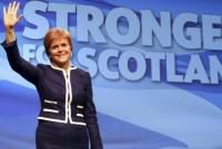 Лидер Шотландии откладывает планы референдума о независимости