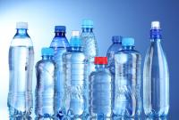Ученые запрещают повторно использовать пластиковые бутылки