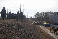 В Конотопе участники блокады начали останавливать поезда