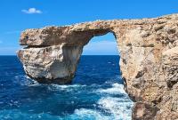 На Мальте разрушилась скала, известная по сериалу Игра престолов