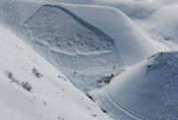 Двое лыжников погибли в результате схода лавины в Австрии