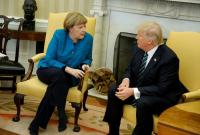 Трамп выставил счет Меркель в 375 миллиардов долларов "за оборону" Германии - СМИ