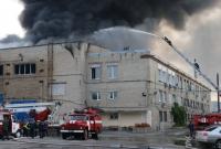 В Харькове произошел масштабный пожар на заводе по производству упаковочных материалов