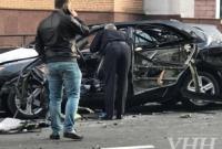 Из-за взрыва авто в центре Киева один человек погиб - медики