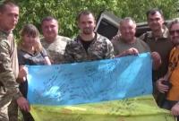 Мешки, гвозди, вкусности: волонтеры Черниговщины привезли на фронт нужные подарки (видео)