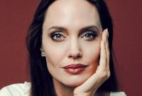 Анджелина Джоли впервые призналась, что подтолкнуло ее к разводу с Питтом