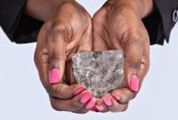 Второй по величине алмаз в мире был продан за 53 млн долл.