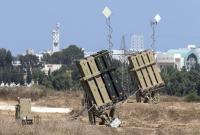 Как работает израильский "Железный купол": видео перехвата ракет