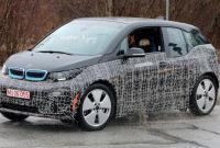 BMW вывела на тесты рестайлинговую версию электрокара i3