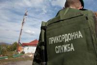 На Донбассе нашли мертвого пограничника на дороге