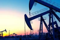 Цена нефти Brent опустилась ниже 56 долларов за баррель