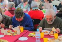 Бездомных в Виннице будут угощать рождественскими обедами