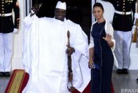 Экс-президент Гамбии, который правил страной 22 года, попросил еще четыре часа - Reuters