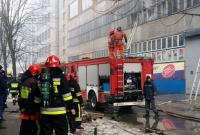 На территории завода Электрон во Львове начался пожар