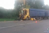 В Сумской области столкнулись грузовики: погиб водитель