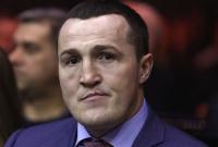 Промоутер российского боксера прояснил возможность проведения боя с Усиком