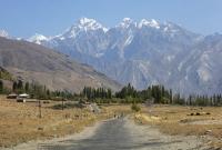 Крушение вертолета с альпинистами в горах Таджикистана: погибли пять человек