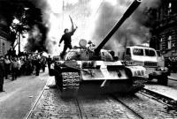 Больше половины россиян не знает о вводе войск СССР в Чехословакию в 1968 году, - The Guardian