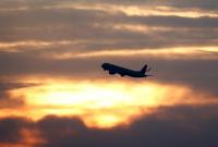 В России в небе загорелся пассажирский самолет (видео)
