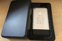 На eBay продают редкий iPhone 2G за $12100