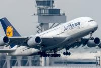 Lufthansa 10 апреля отменит 800 рейсов из-за забастовки