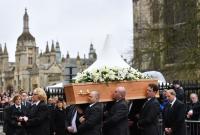 В Великобритании состоялась церемония прощания с ученым Стивеном Хокингом