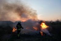 Спасатели предупреждают о пожарной опасности в Украине на выходных