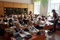 Из-за нового закона об образовании киевские школы переполнены: доходит до 9 первых классов