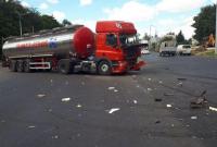 В Харькове грузовик с кислотой протаранил микроавтобус