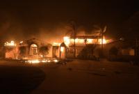 В Санта-Барбаре три тысячи человек эвакуировали из-за пожара
