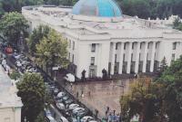 Центр Киева заблокирован масштабной акцией протеста владельцев "евроблях"