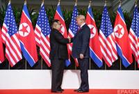 Историческая встреча в Сингапуре: Трамп и Ким Чен Ын пожали друг-другу руки