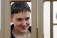 Сторонники Савченко поздравили ее с Днем рождения под СИЗО