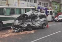 В Японии школьный автобус столкнулся с микроавтобусом, 18 пострадавших