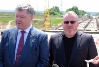 Петр Порошенко: масштабный ремонт дорог в Днепропетровской области стал возможным благодаря децентрализации