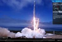 SpaceX успешно запустила Falcon 9 с семью спутниками (видео)