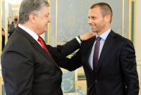 Порошенко пригласил президента УЕФА посетить Донбасс