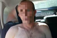 В Кропивницком пьяный мужчина во время задержания забросал полицейского кирпичами и сломал нос