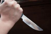 Неизвестный с ножом напал на многодетную мать возле детсада: женщина умерла