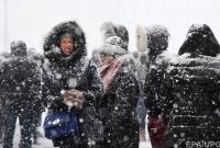 Снегопад в Киеве: на проблемных участках патрулируют спасатели