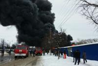 В Черновцах загорелся один из крупнейших рынков страны