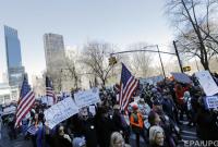 На марш за ограничение продажи оружия в Нью-Йорке вышло более 150 тысяч человек